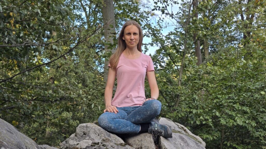 autoportet na sklale 1200x675